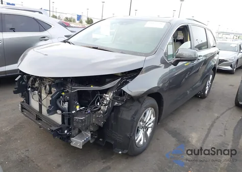 2025 Toyota Sienna Xle from USA, damaged, VIN 5TDJRKEC9SS284205